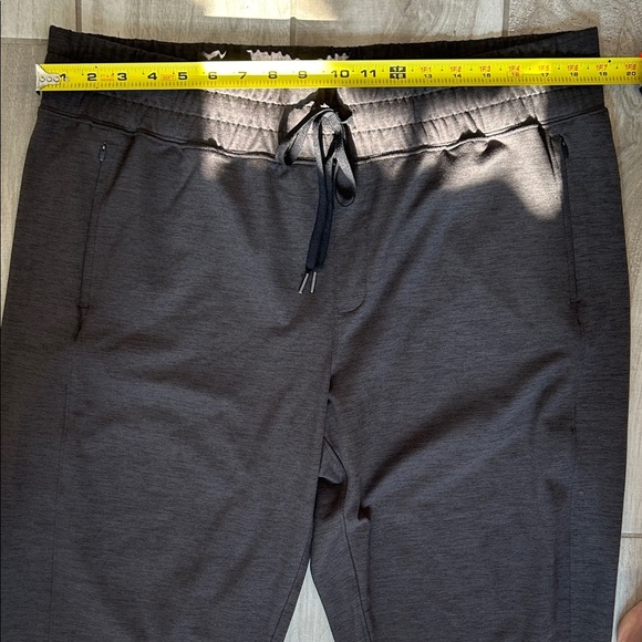 Puma Cloudspun 50+ UPF Men's Charcoal Joggers - Picture 9 of 10